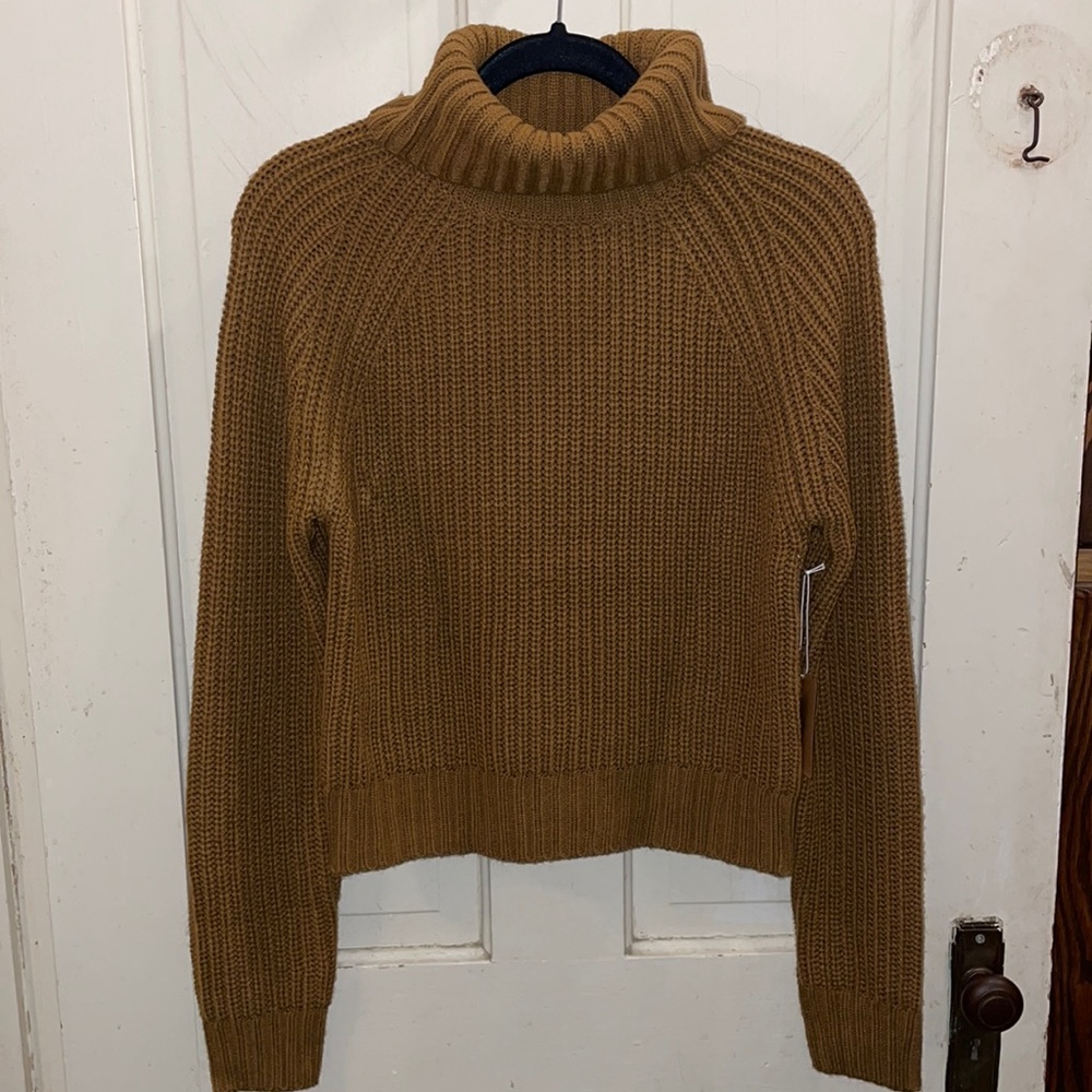 Forever 21 turtleneck sweater